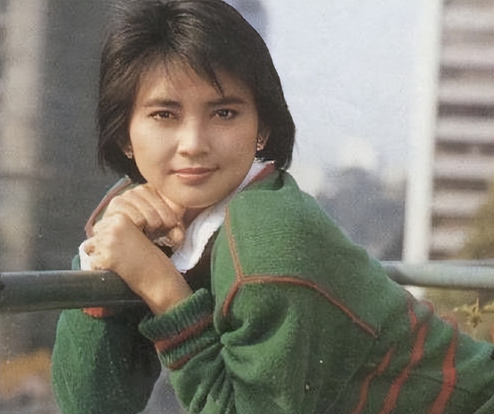 胡慧中：林青霞的接班人，挚爱的两个男人，一个惨死一个锒铛入狱