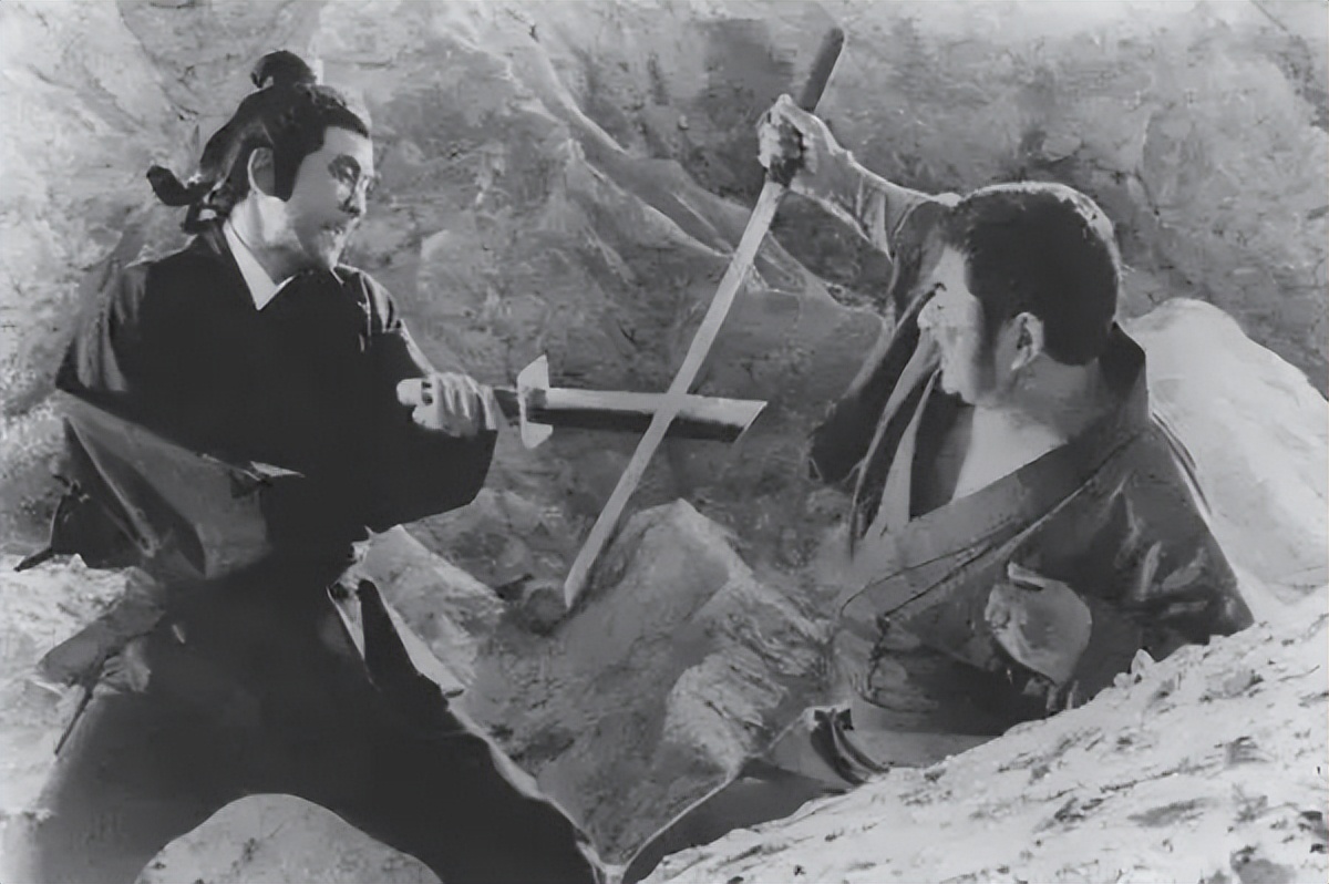 王羽：真正的黑帮大哥，谢贤不敢惹，台湾「三大血案」与他有关