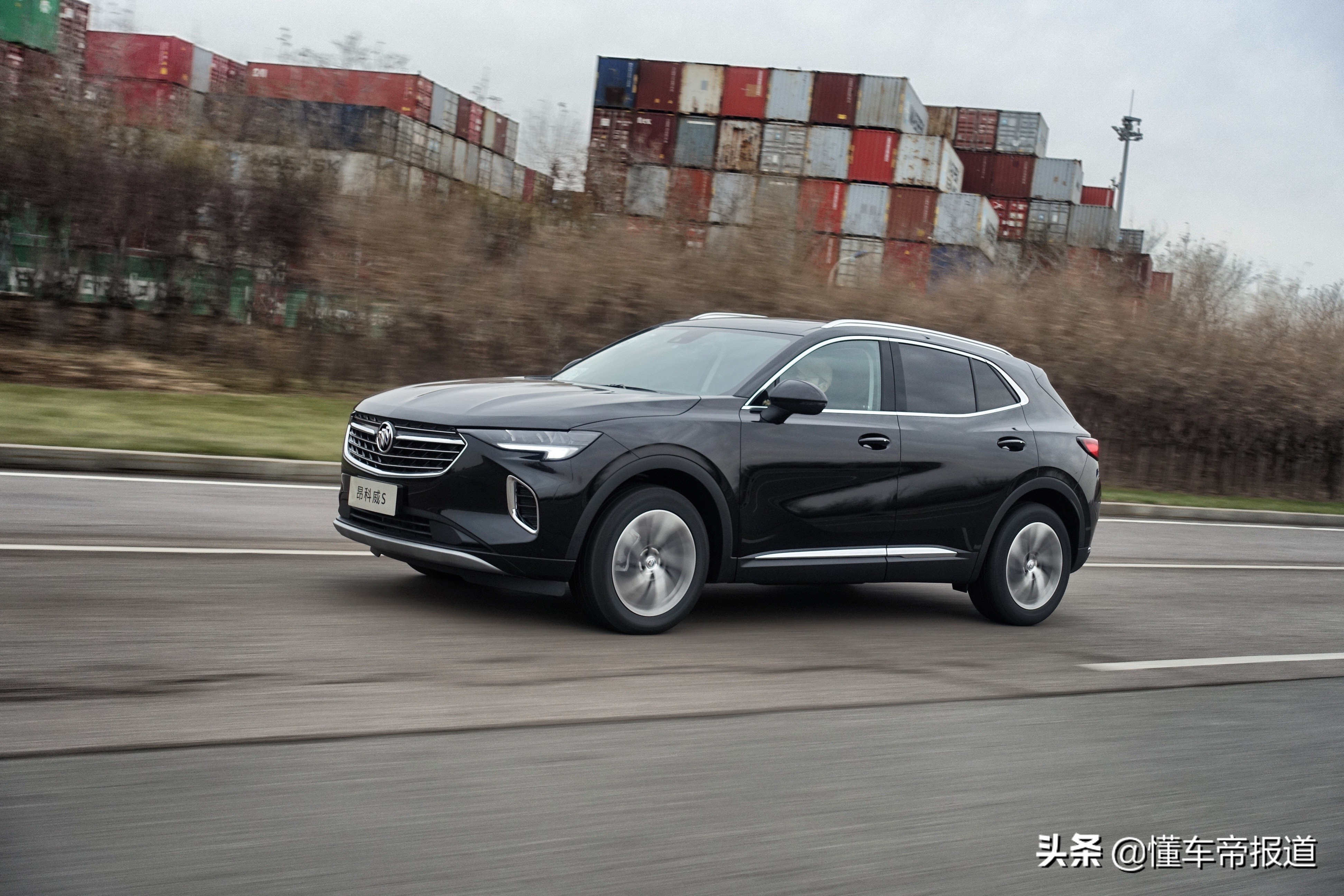 新车｜只为拉低价格门槛？试驾上汽通用别克昂科威S 552T