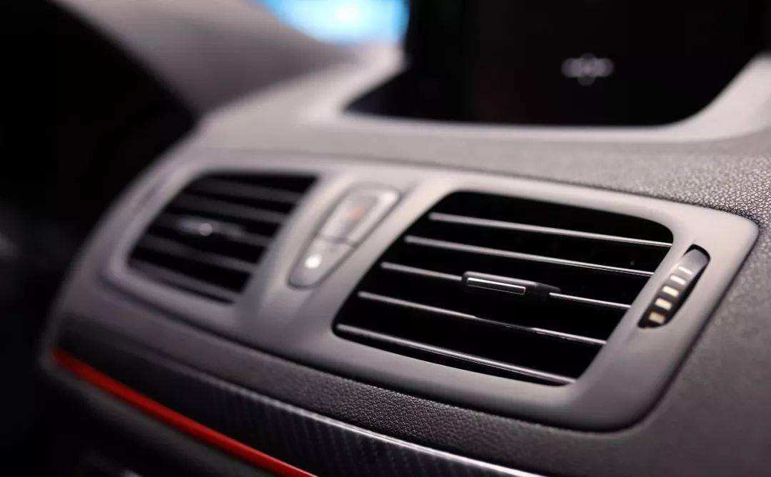 汽车开暖气需不需要按下A/C键？老司机教你空调的正确使用方法