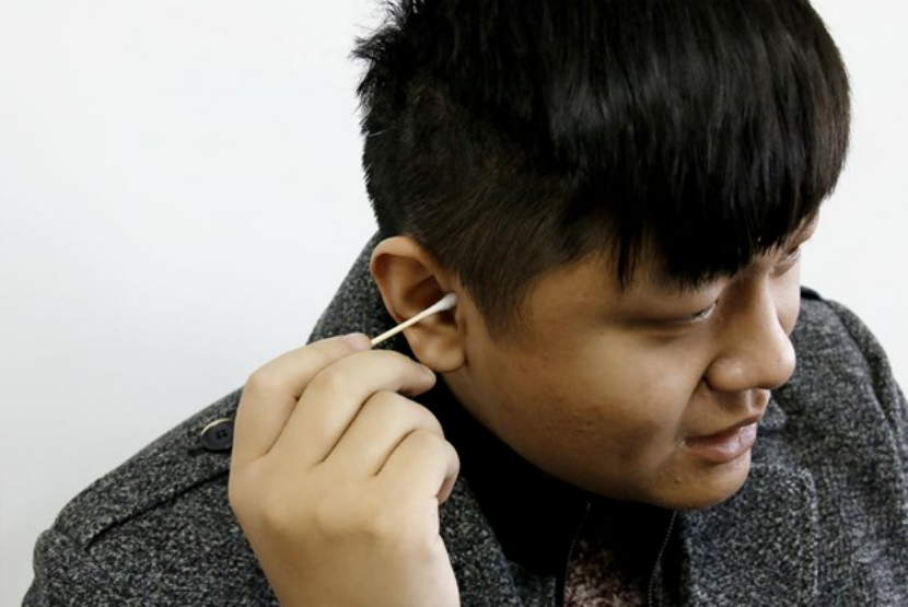 耳朵痒却又掏不出东西?或是4种病的表现,最好上点心