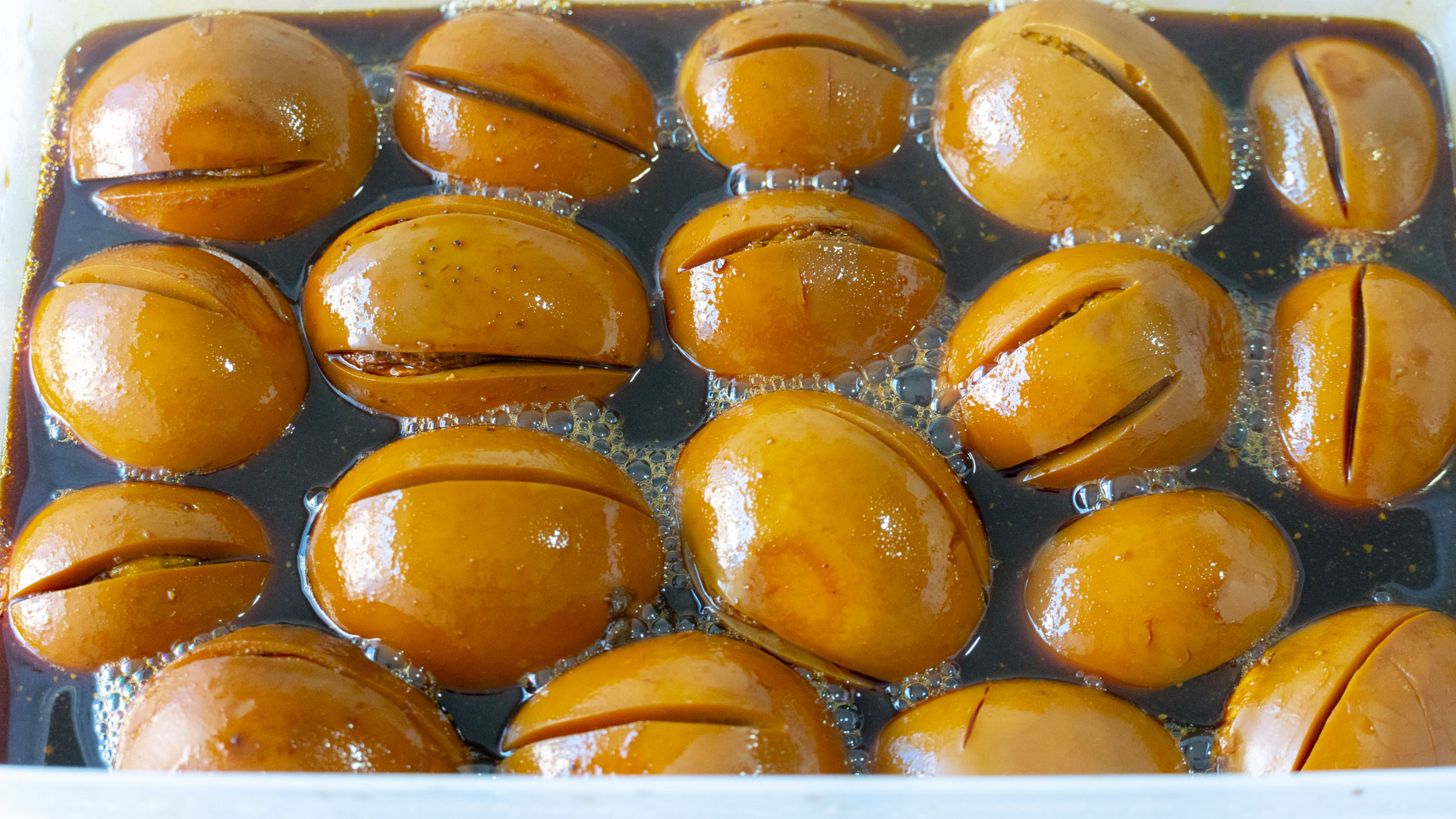 比乡巴佬还好吃的卤蛋，做法简单，口感Q弹，卤香浓郁，吃不腻