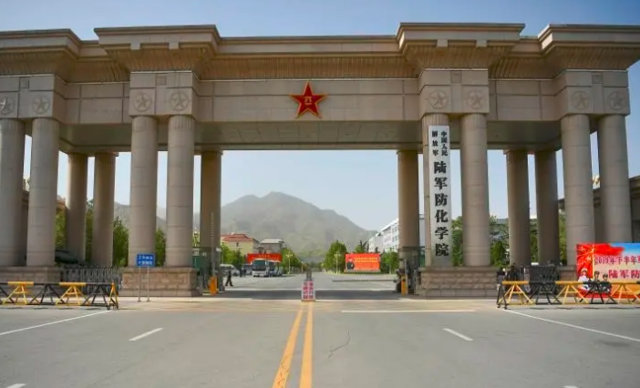 适合中等生捡漏的6所军校，录取分数线较低，有想法的学生可参考