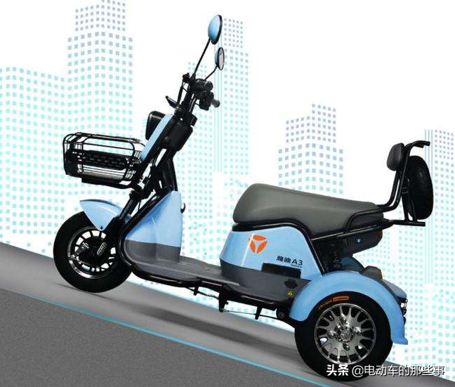 金彭/雅迪/爱玛推出3款三轮电动车，60岁以上老人能用，适合接娃