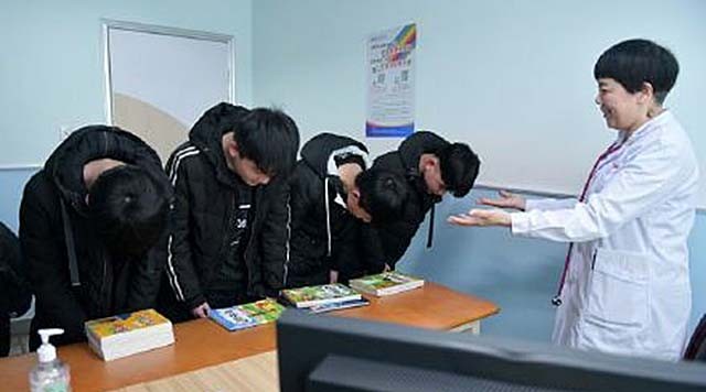 轰动一时的中国首例全男4胞胎：18年前大难不死，18年后金榜题名