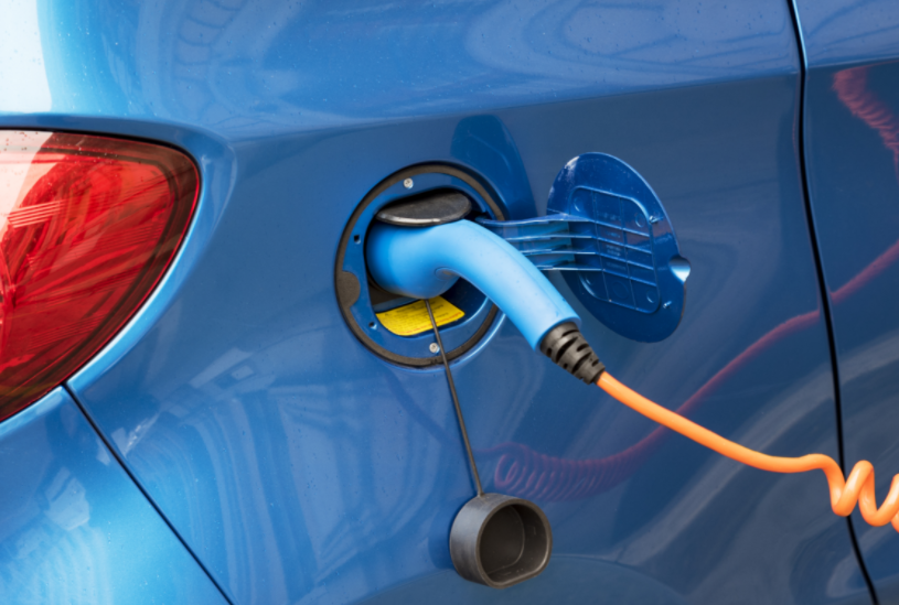 充电仍是补能主流 V2G呈现三大优势