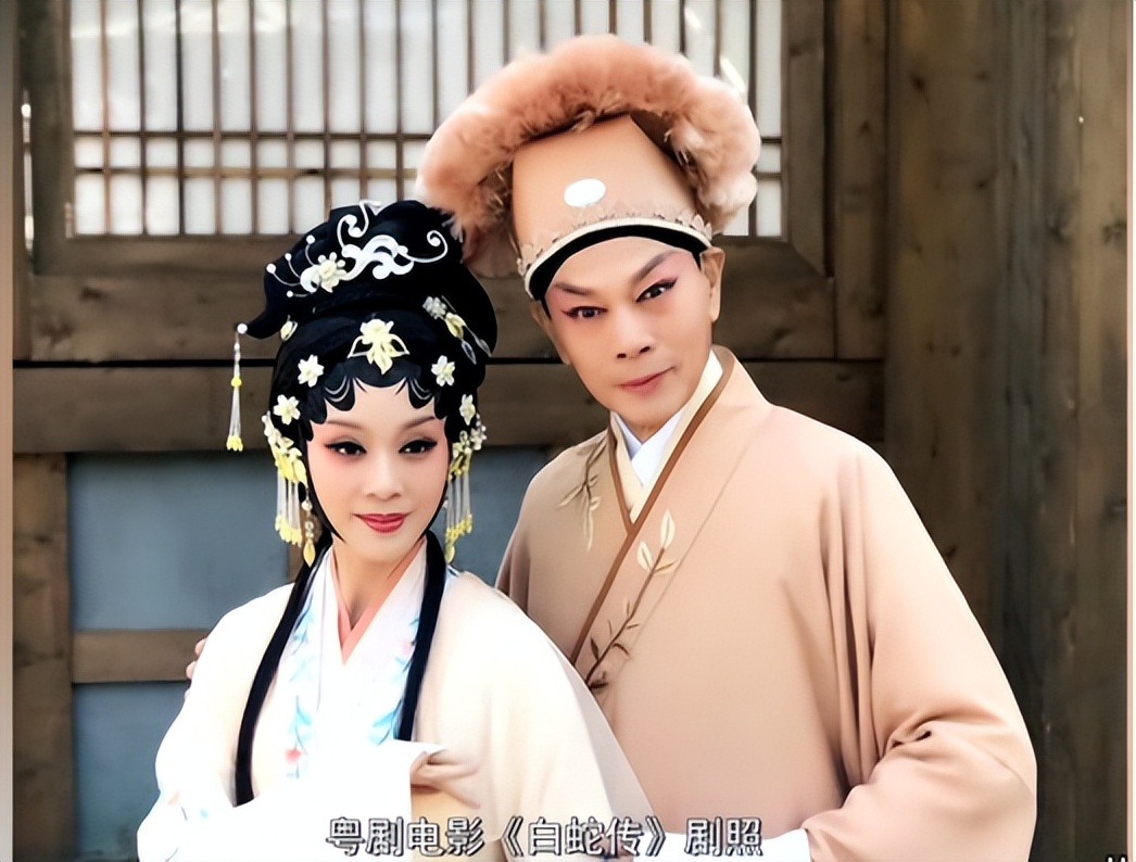 香港回归晚会这9位港星的高光时刻，揭开了娱乐圈3条关键成功法则