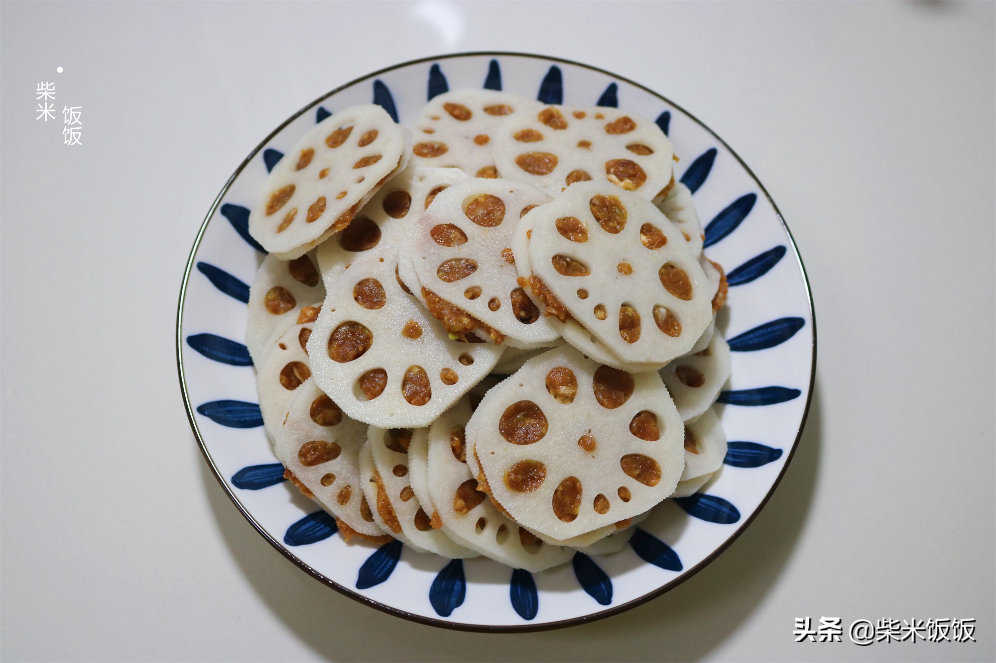 过年必备的炸藕夹，用这个方法做，外酥里嫩又多汁，凉了也好吃