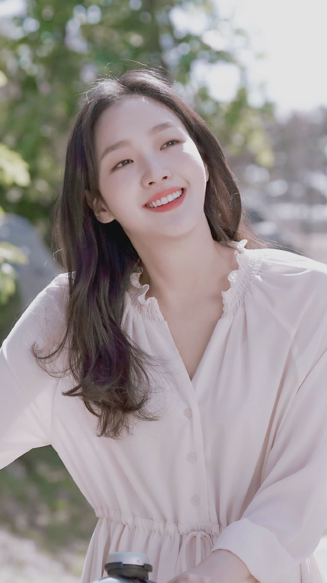 金高银:撩汉从来不靠脸,一脱成名招人恨,霸道姐姐唯我独尊