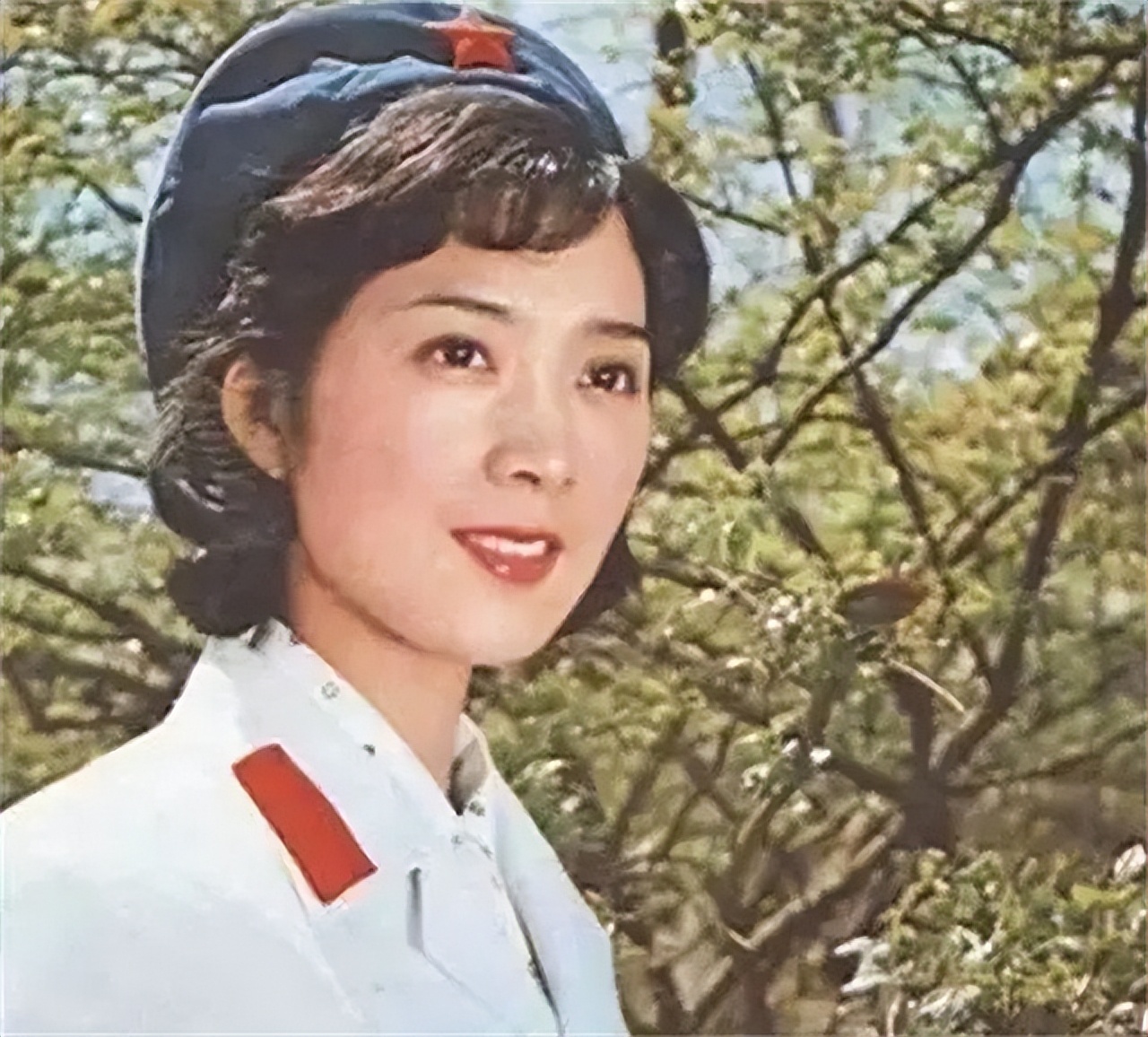 80年代著名女星龚雪，因“流氓案”远走美国，如今过得怎么样了