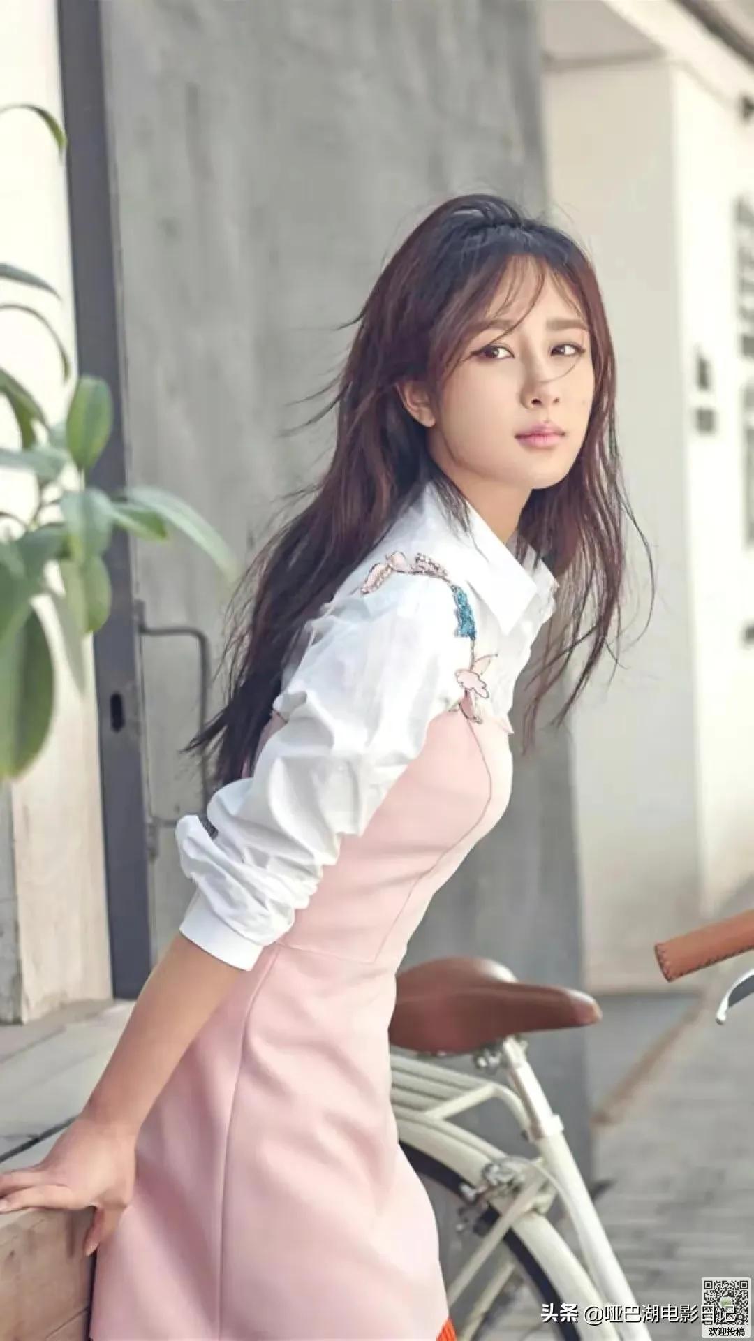 杨紫，25张精美的照片