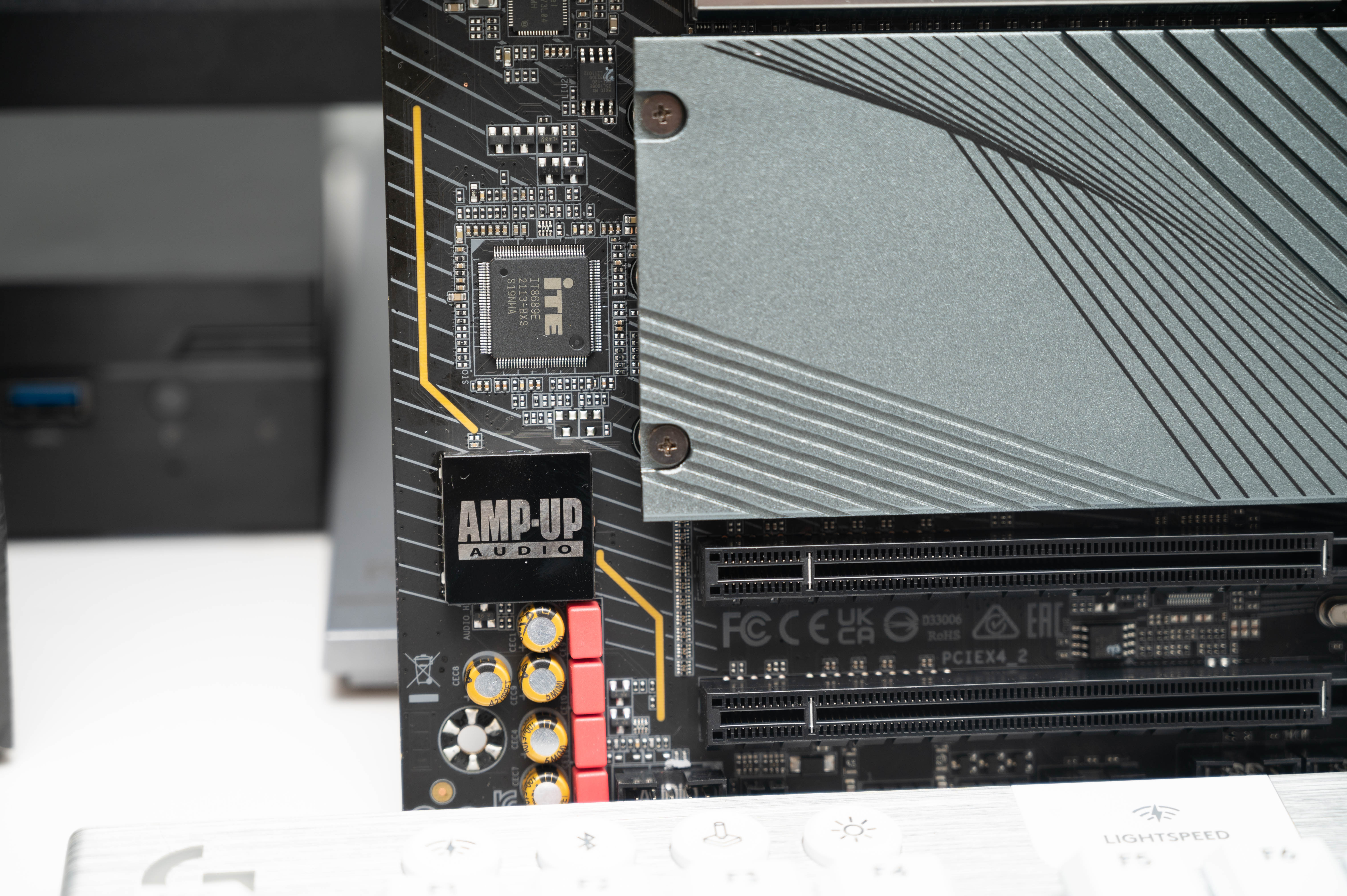 可以，这很雕！技嘉大雕Z690驾驭12代i9-12900K上手简测
