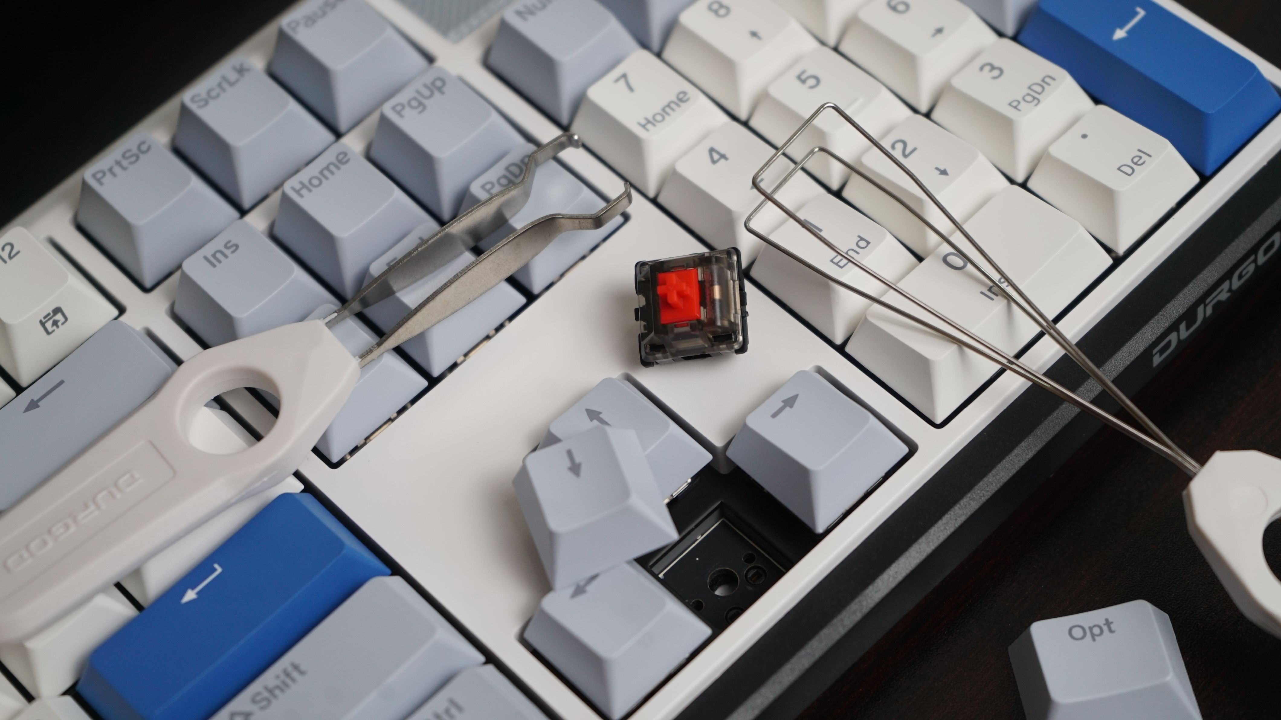 高颜值三模键盘哪家强？支持热插拔的杜伽K610w键盘值得一试