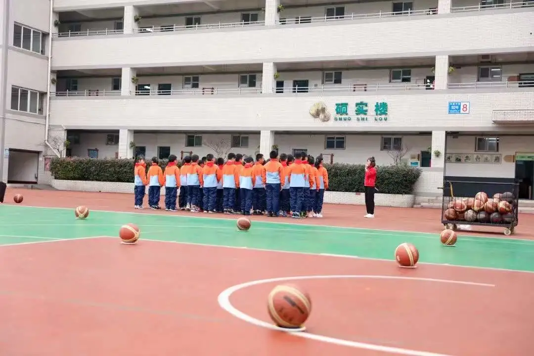 传师道砥砺耕耘 勤学练共享课堂——华实名师进课堂系列活动(四)