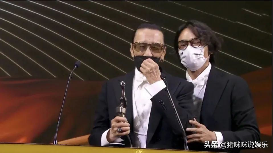 四哥谢贤以86岁高龄捧影帝，风光背后藏着老年生活的孤独落寞