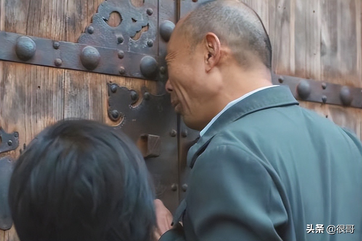 《幸福到万家》中的演员换上古装，赵丽颖美艳动人，刘威气场强大