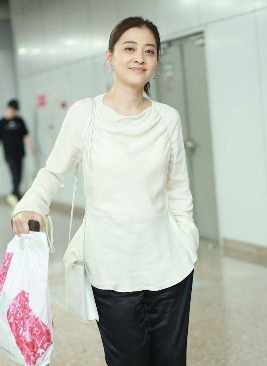 10年过去，梅婷还是那个梅婷，周冬雨却不再是那个周冬雨了