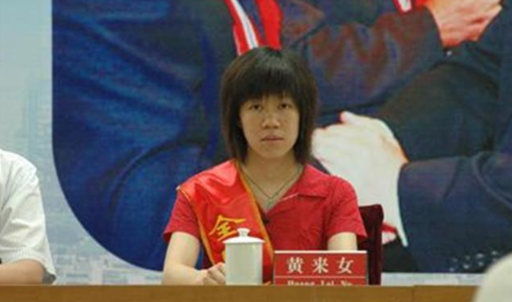 17年前，与瘫痪父亲相依为命，高考763分的广西女孩，现状如何？