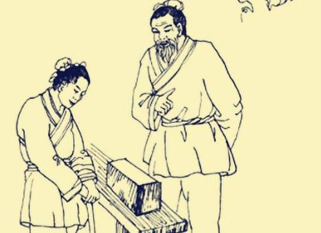 民间故事：木匠被员外刁难，挖井坍塌时母蛇托梦：赶快用火别迟疑
