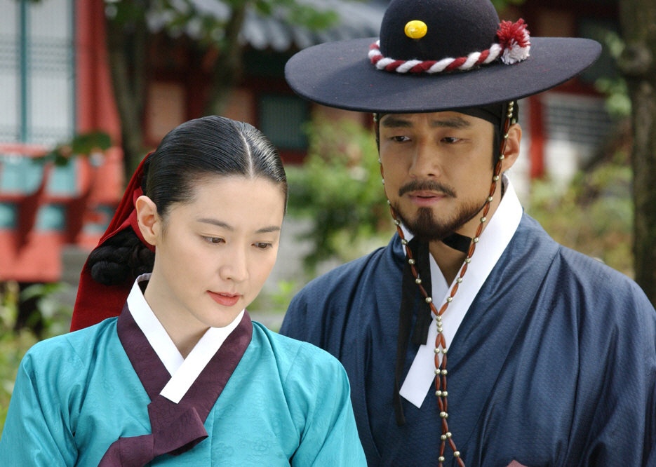 “大长今”李英爱：38岁嫁大丈夫，40岁生龙凤胎，事业家庭双丰收