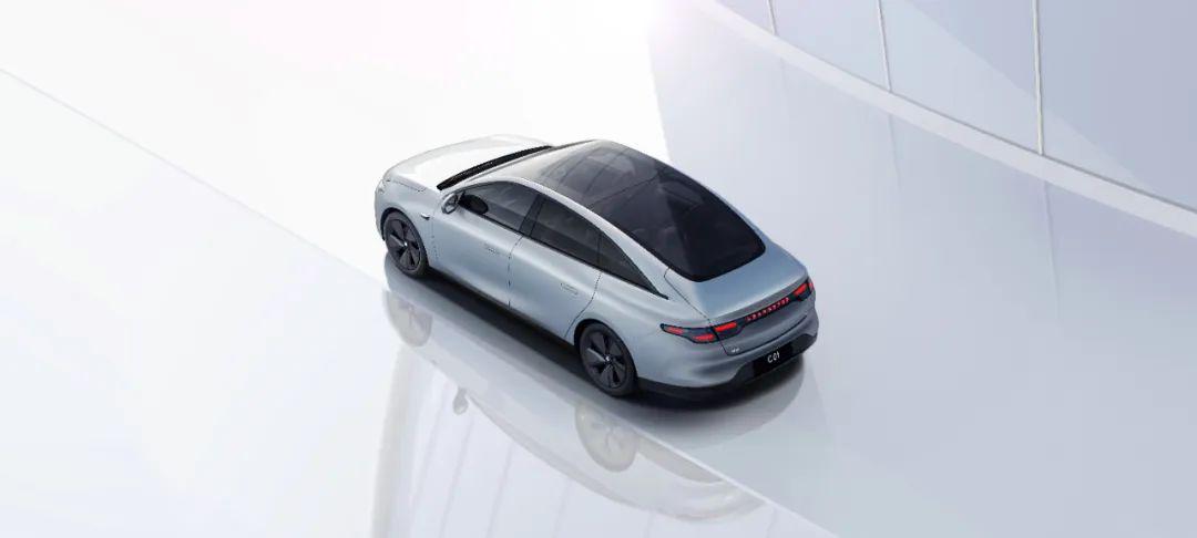 零跑C01车型官图发布；全新宝马i3正式量产下线