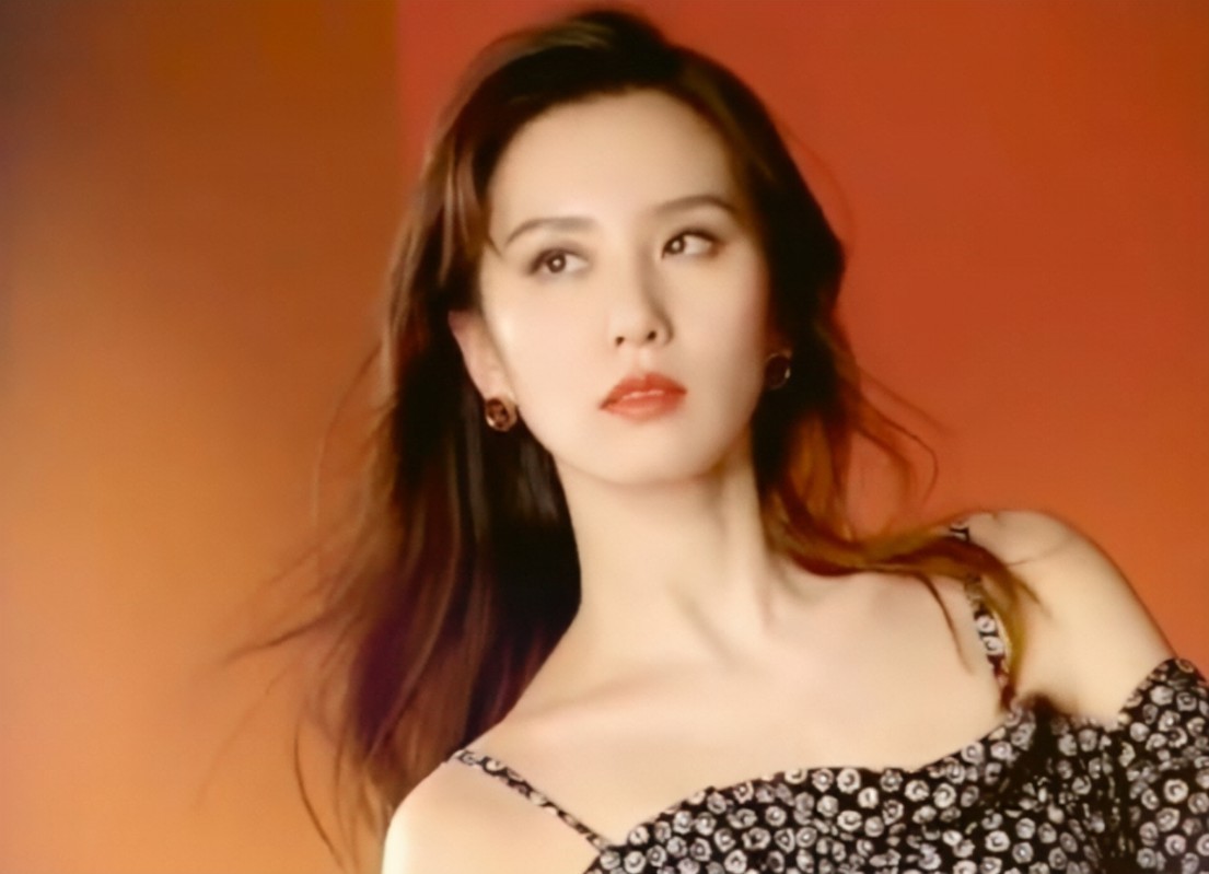 16对中外明星同框,耀眼的“东方美”不输国际咖,举手投足皆风情