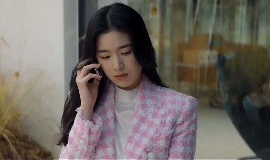 如何识别“真假白富美”？韩剧《安娜》造假骗倒上流社会