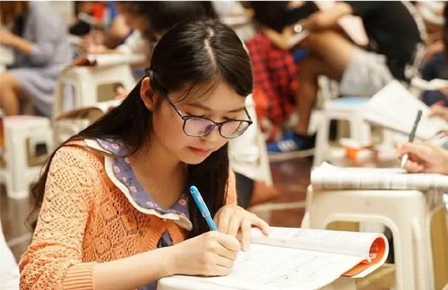 研究生学制年限延长，多所高校自2022届开始推行，提高含金量