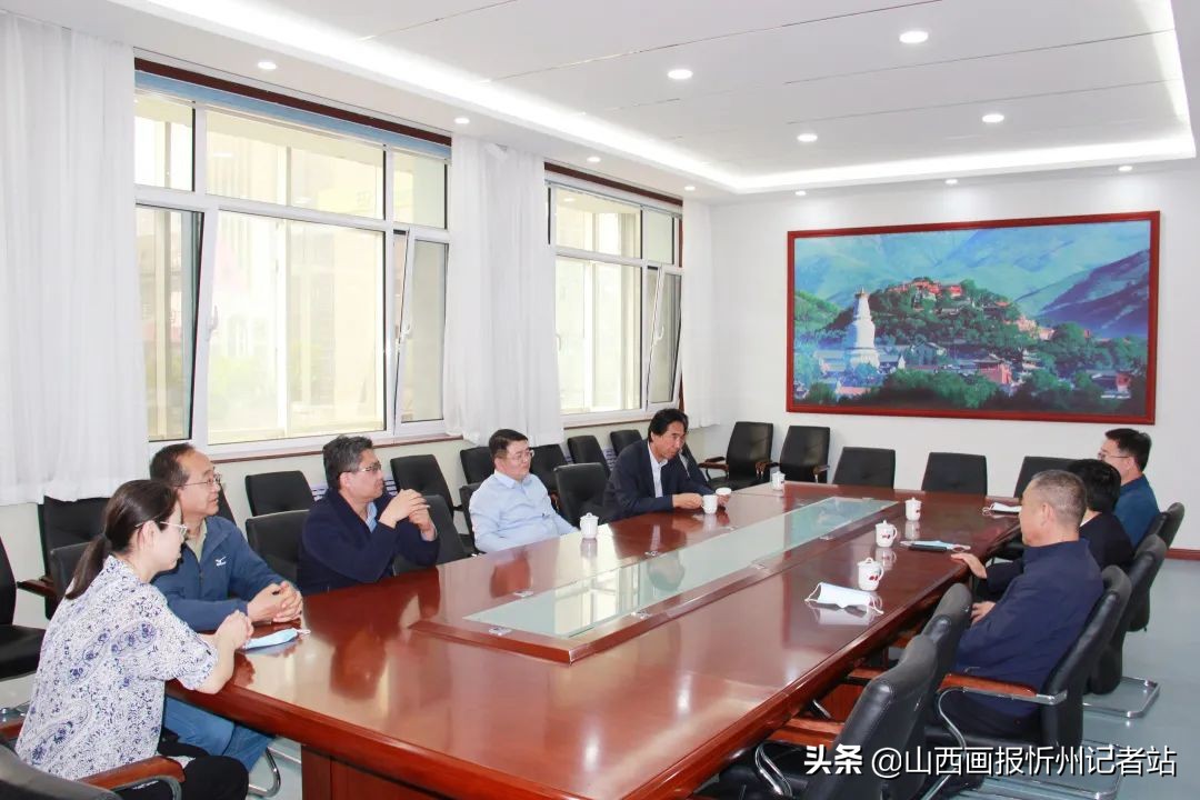 忻州市教育局局长刘新明一行调研指导忻州一中、忻州一中北校区高考备考工作