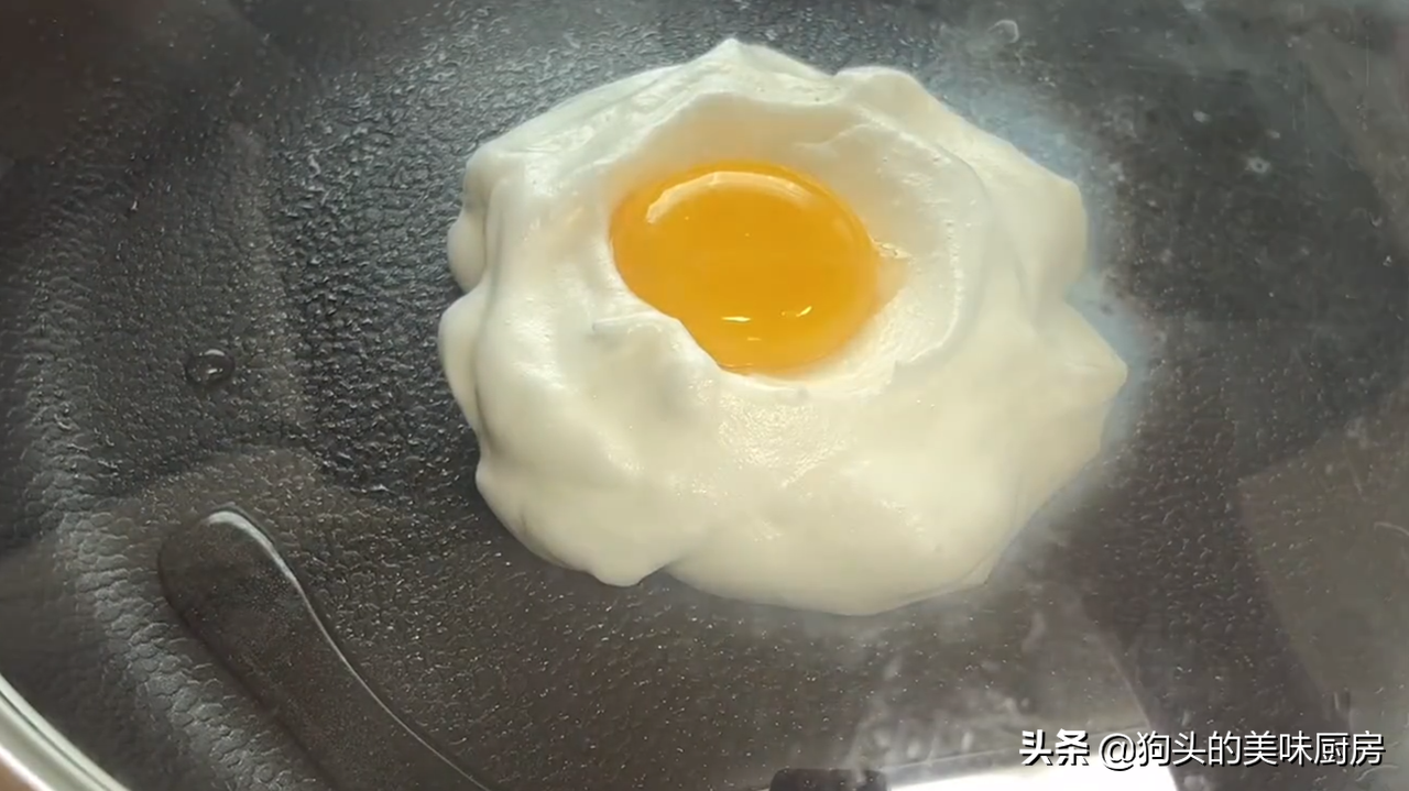 好看又好吃的鸡蛋做法，入口即化，只需要一个鸡蛋就能做
