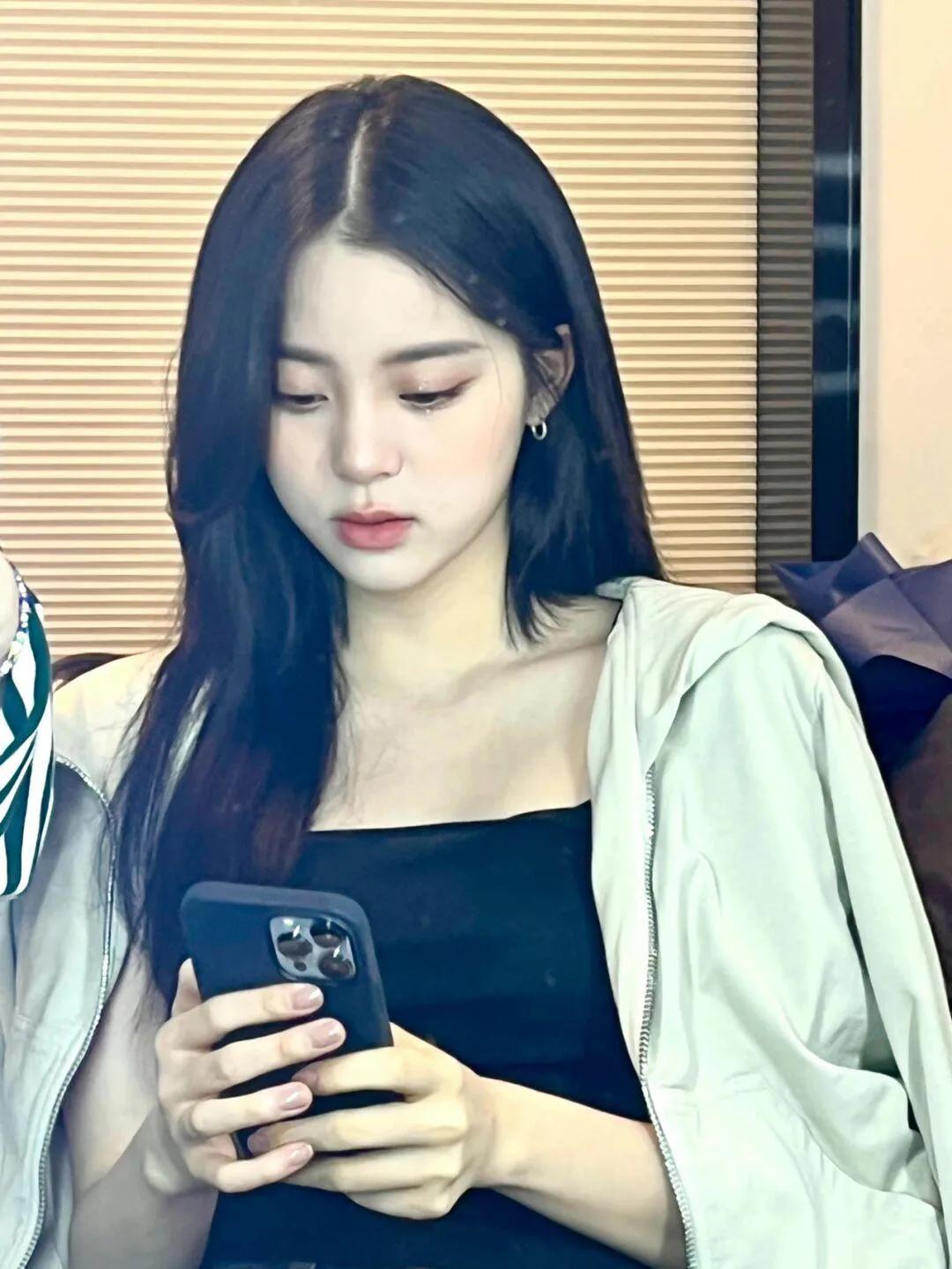 欧阳娜娜真美，越来越有女人味