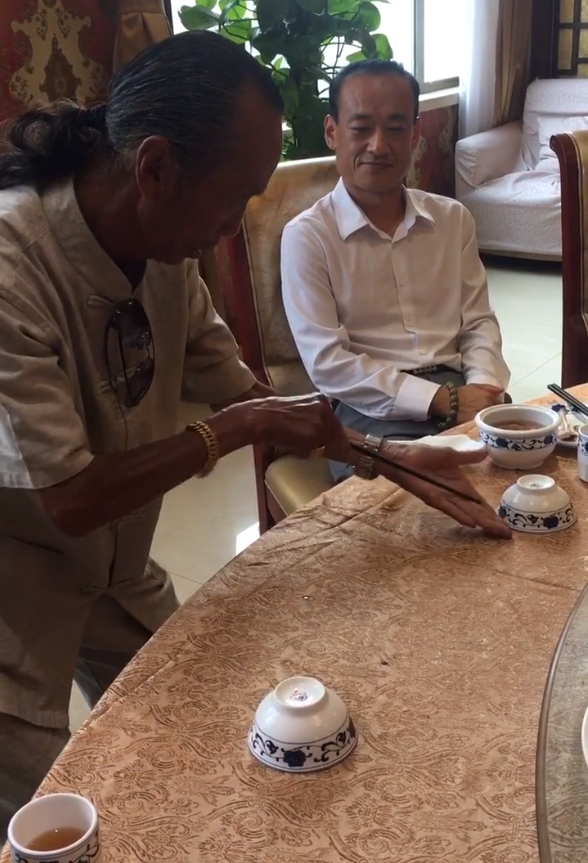 “鬼手”王保合的手到底有多快？在金盆洗手前，最后一次表演失利