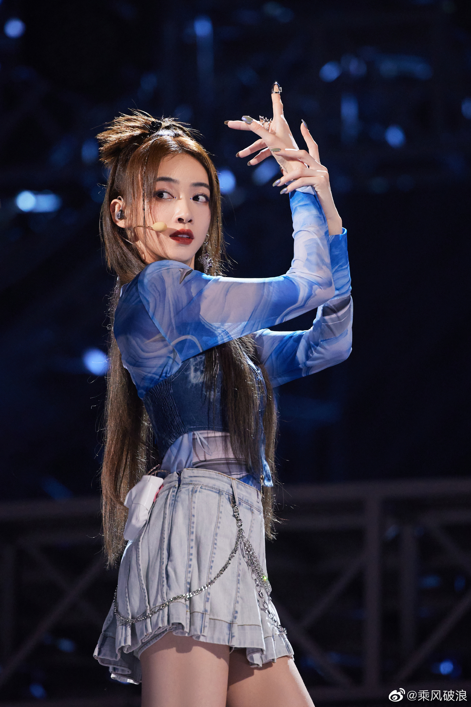 乘风破浪的奇葩造型，网友：得罪了造型师，才丑成这样