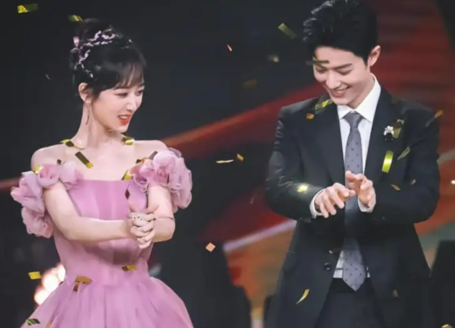 杨紫,肖战相互八卦,8个独家内部花絮!快来看看吧