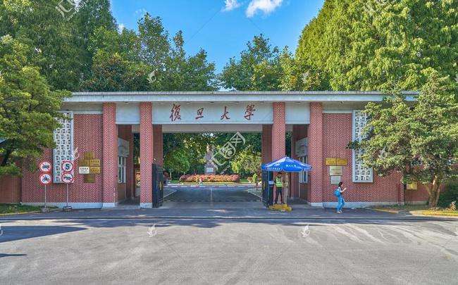 名校招收的男生多得多，但网上却存在高学历女生比男生多的假象