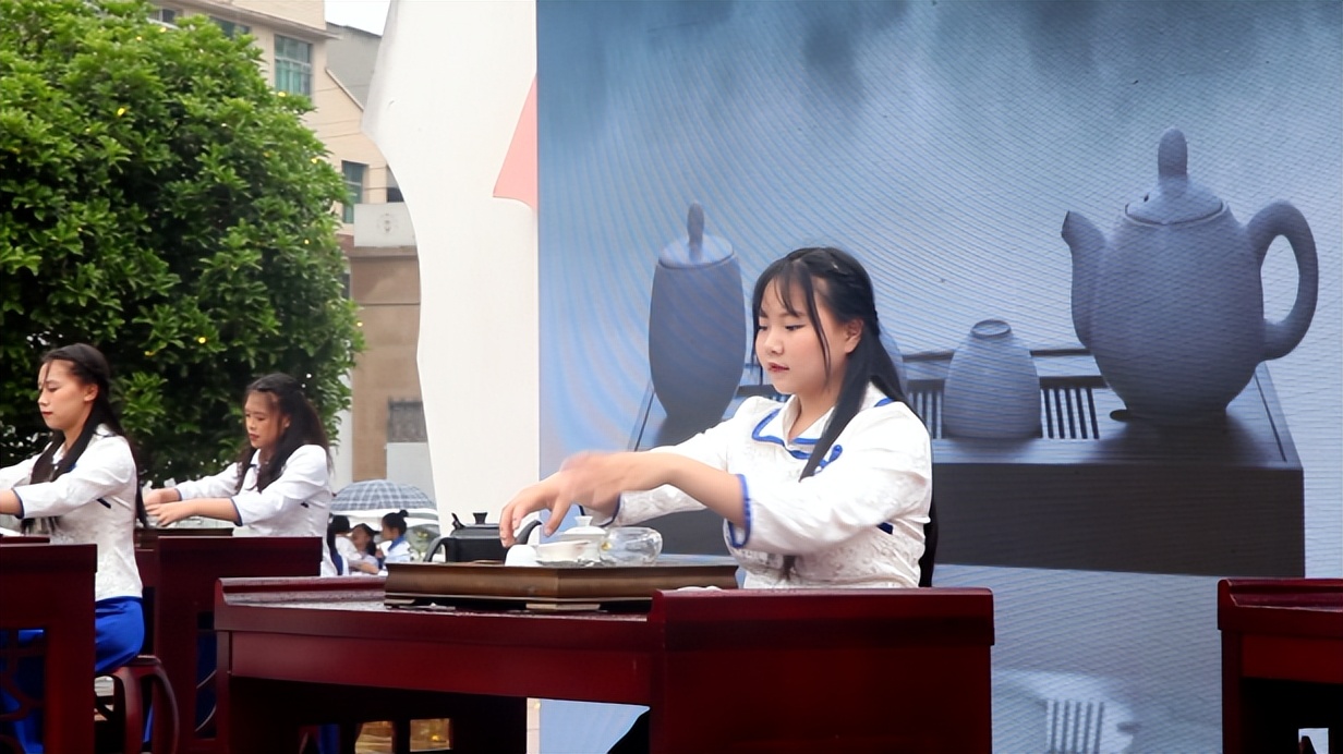 炫技能，亮绝活丨四川省商务学校职教活动周“色、香、味”俱全