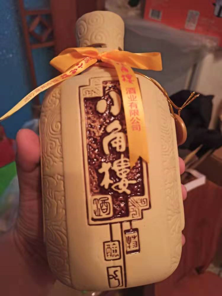 孙子看不上，爷爷常年喝的10款白酒，均价50，原汁原味的地方醇酿