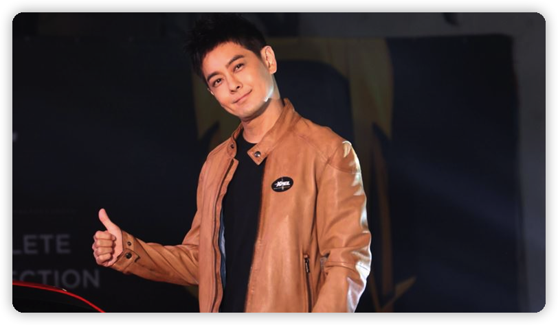 和林志颖同天车祸！女星等红绿灯惨遭追尾，对方车头被毁面目全非