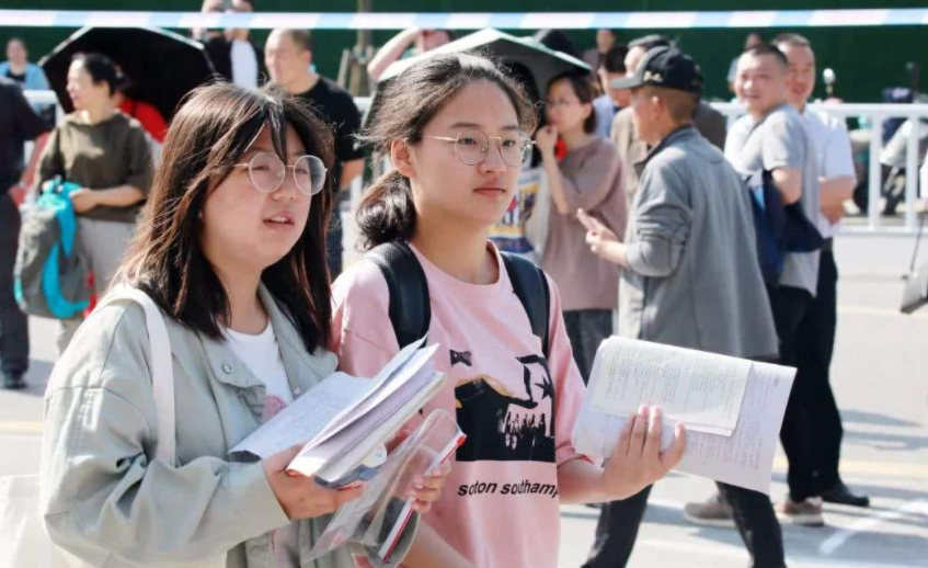 2022高考恐成“最难年”，部分考生或无缘本科，成绩再优秀也白搭
