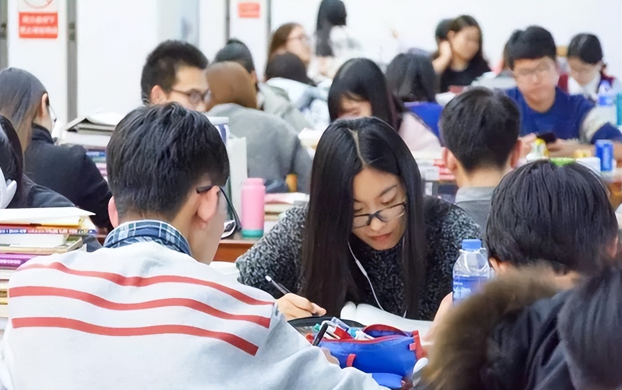 跨专业考研，有哪些优点与缺点？跨专业考研时需要注意哪些问题？