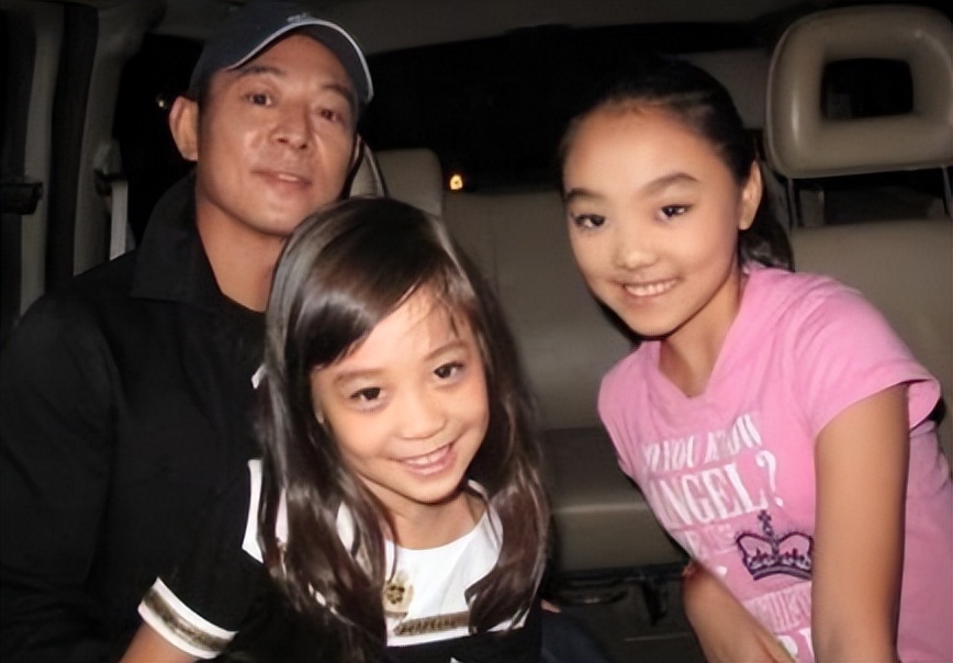 离婚32年后，再看李连杰、黄秋燕的婚姻，才明白离婚是最好的选择