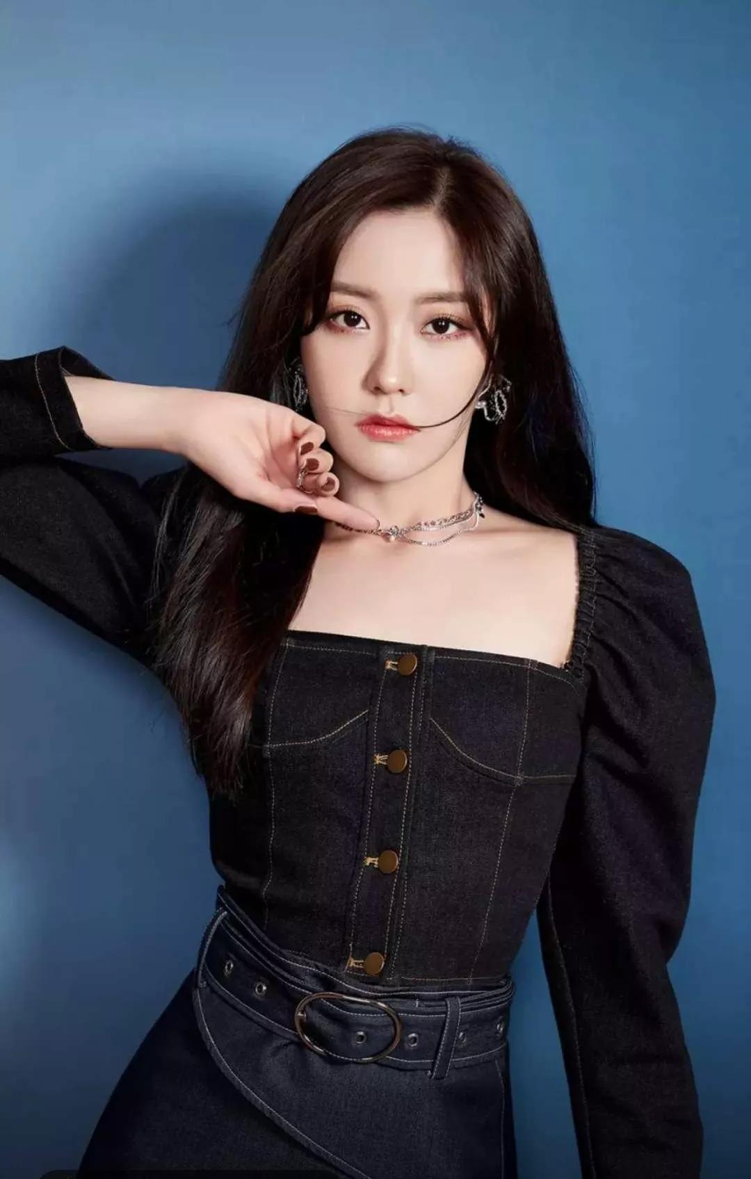 手机桌面，明星祝绪丹、黄梦莹、王艺瑾和张艺凡