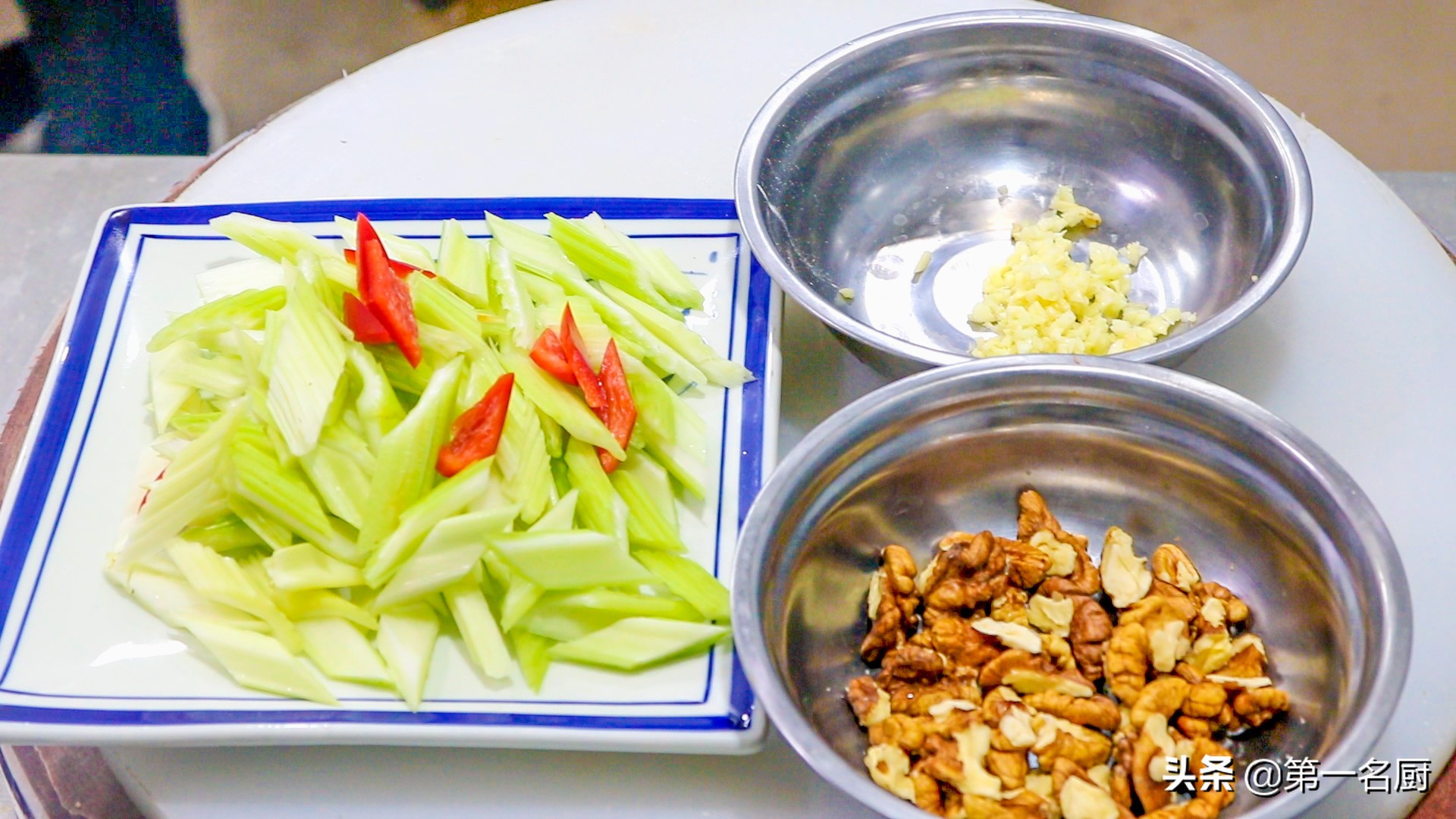 蛋白质高的食物排行榜（这五种蛋白质高的食物你了解多少）