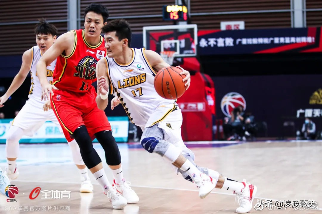 东北虎0-1广厦(CBA：琼斯神勇还在，双姜进攻受阻，东北虎0-1广厦，送对手夺赛点)