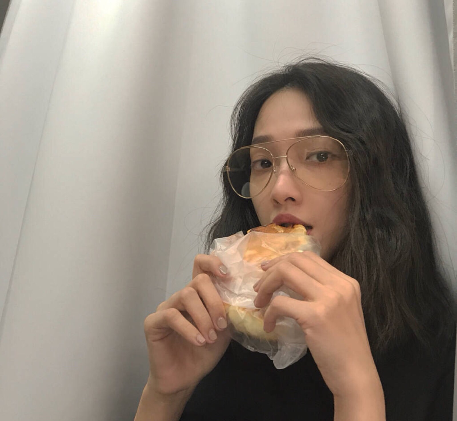 林映唯日常穿搭时髦漂亮 网友们觉得她颜值如何可评论关注转发分享