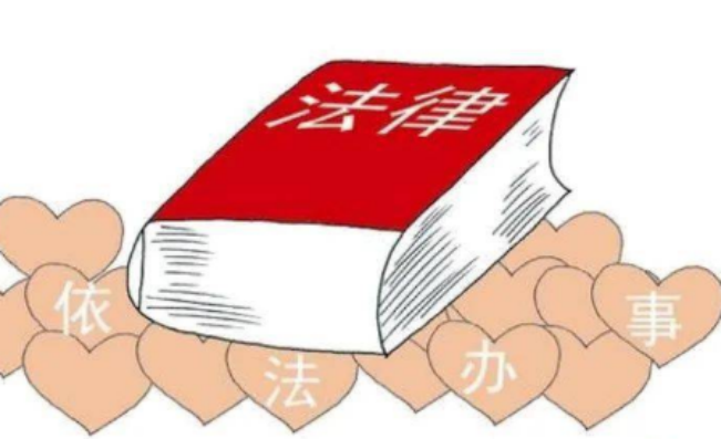 2019年，67岁大爷7次备战法考被人笑话，结果成功考过，当上律师
