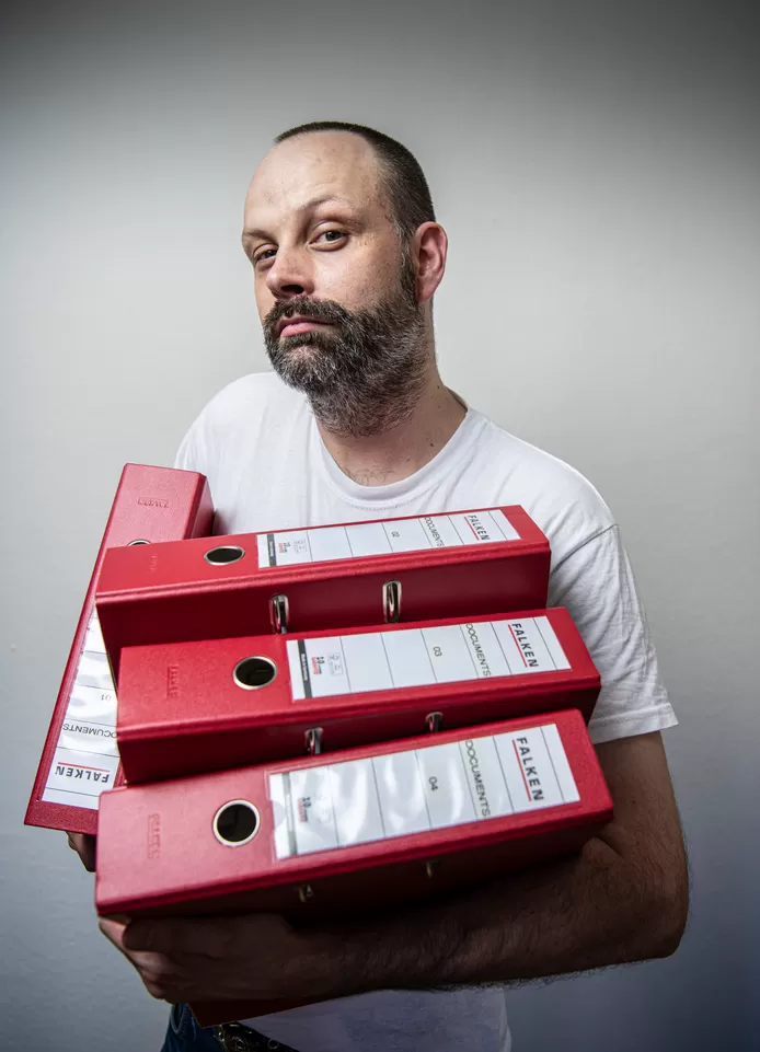 2009年,一个温暖的夏天,马塞尔·杰宁加(marcel jeninga)的生活永远