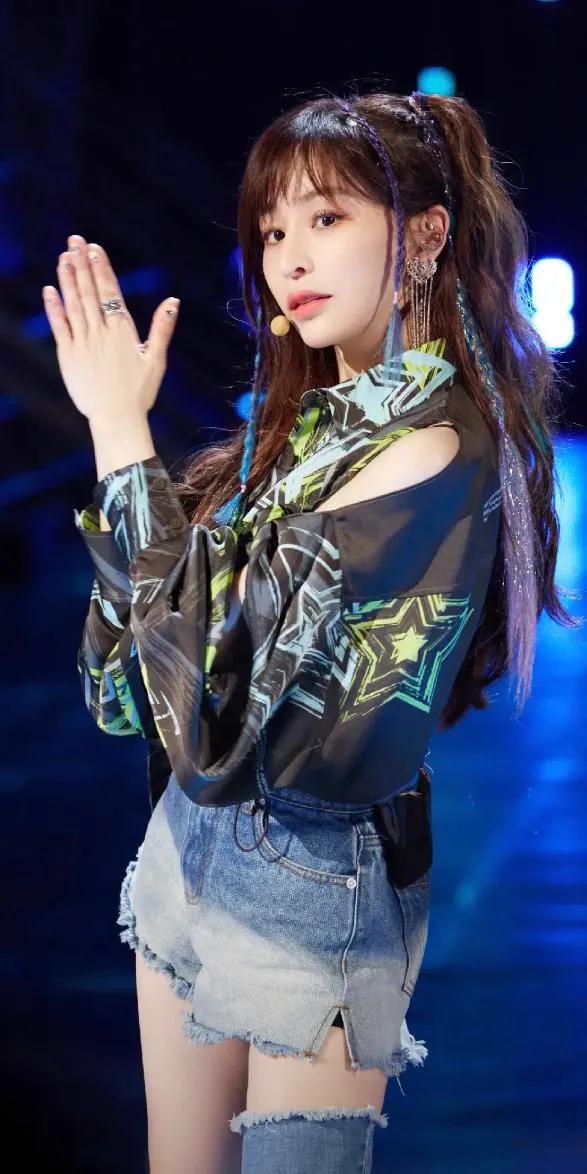 王心凌和他们最近合唱歌唱 星星点灯