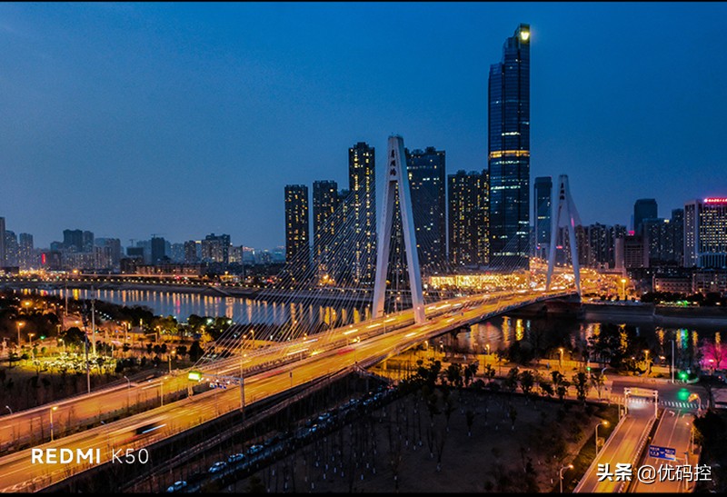 3000元以内性价比旗舰手机，高颜值强悍性能一个不少