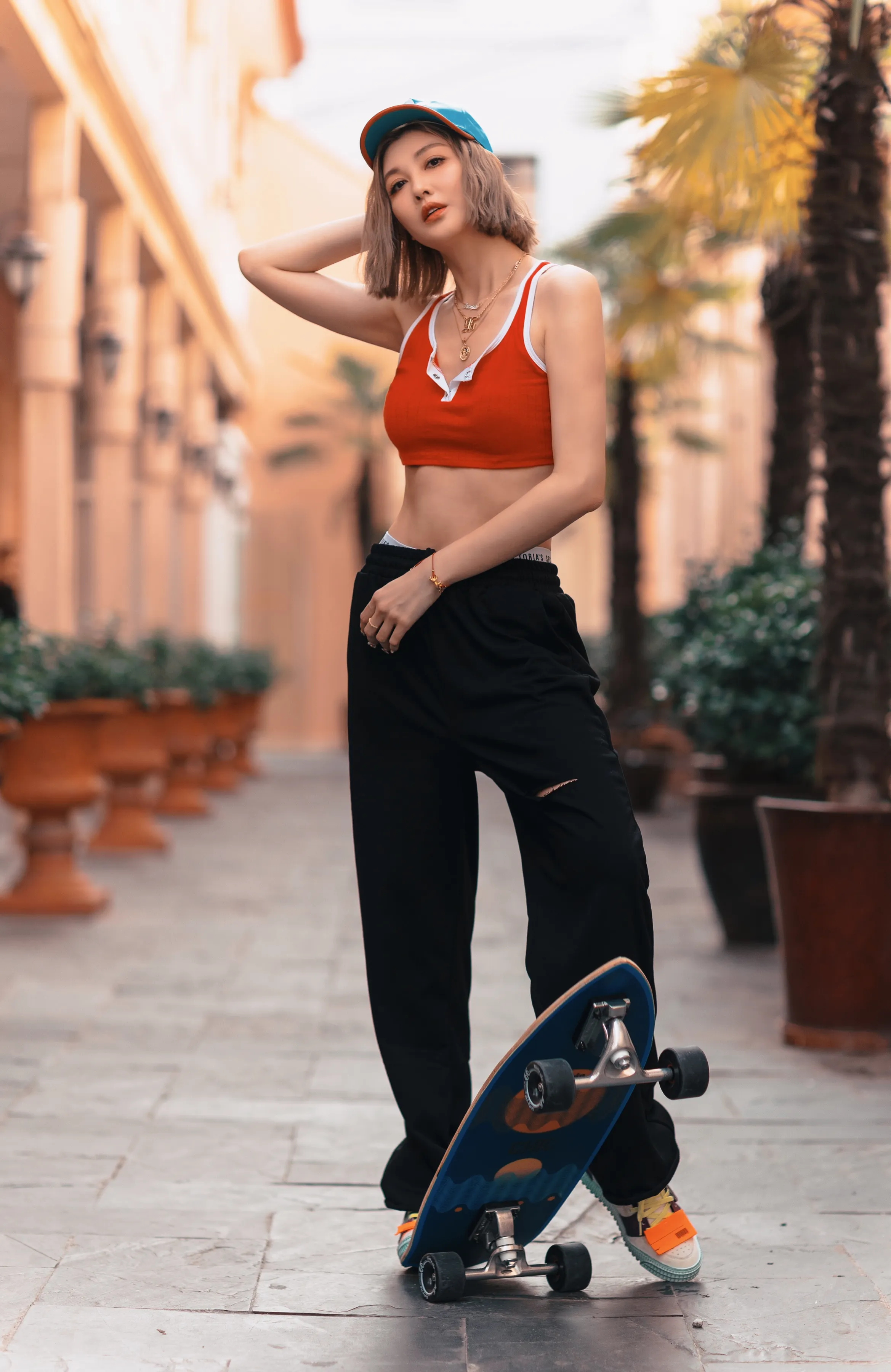 李彩桦近照，真的好美啊！她的新老公长相帅气，是白马王子的典范